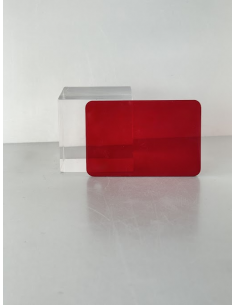 Metacrilato colada rojo transparente en formato planchas